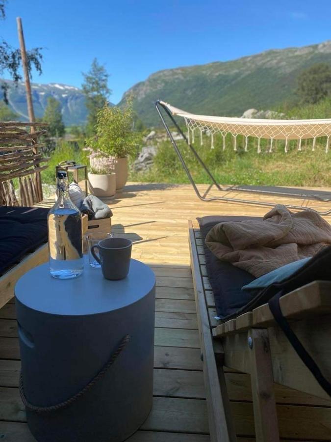 Sauefjoset - Idyllisk Gardstun Fra 1800-Tallet Skjåk Buitenkant foto